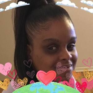 Meet your Posher, Deonca